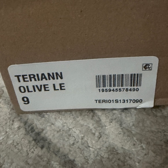 Steve Madden Teriann Womens olive green Leather Square open toe 4" heel sandal 9 - Picture 6 of 9